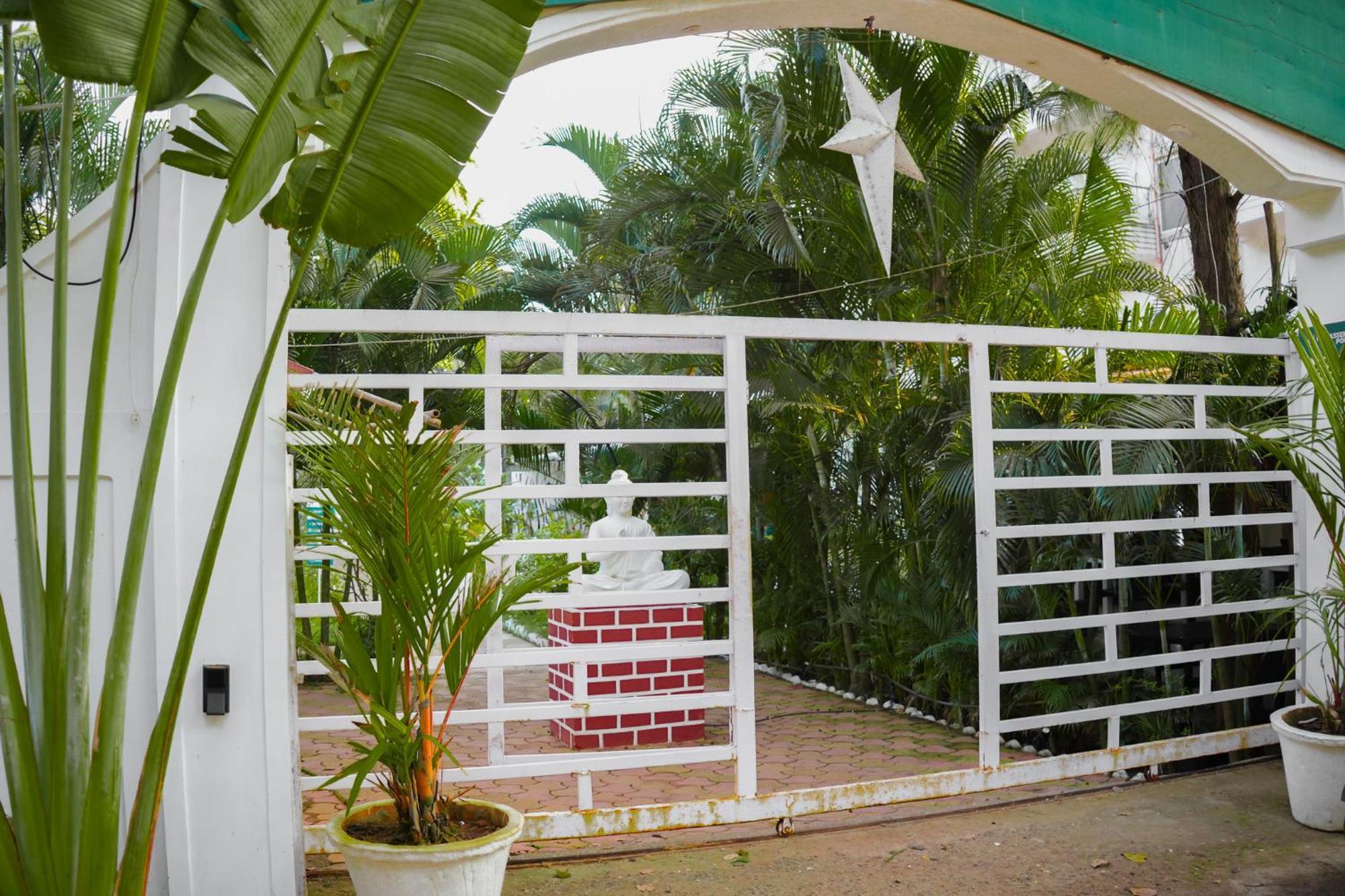 Seabliss Cottages Morjim Exterior foto